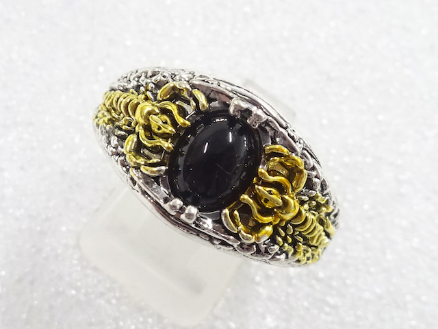 Colored stone ring (size 28)
